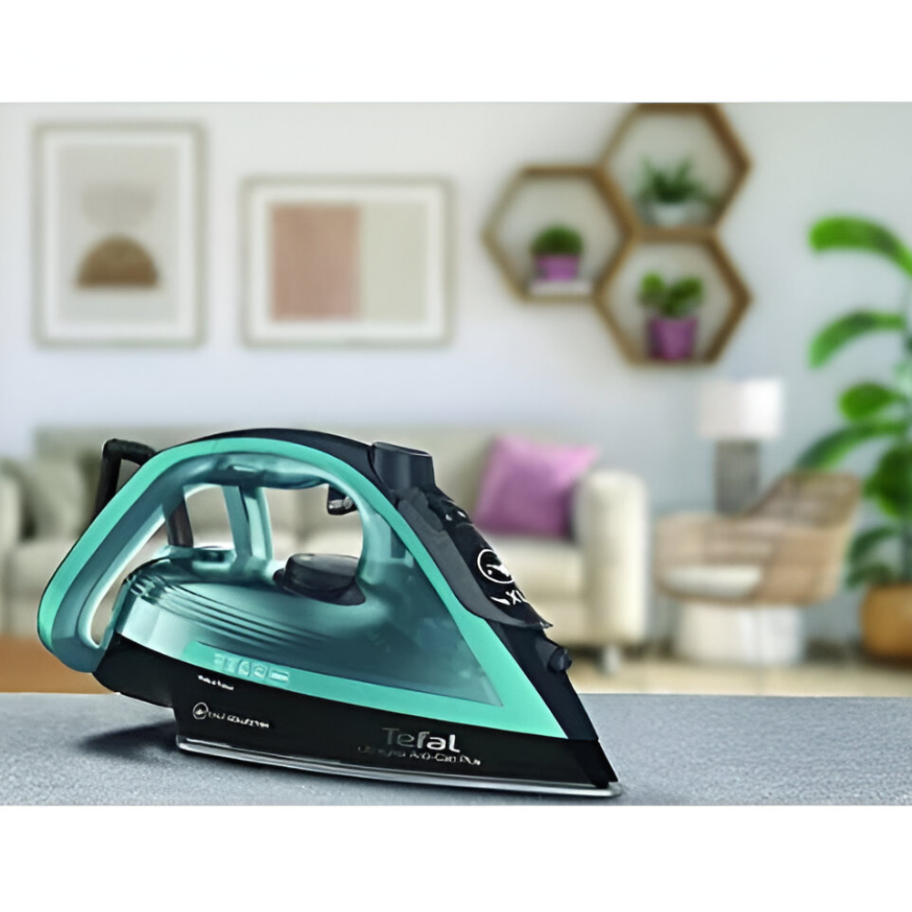 Tefal Ultragliss Anti-Clac Plus Steam Iron 2800W FV6832E0