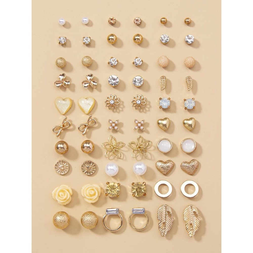 30 pairs Flower Decor Stud Earrings