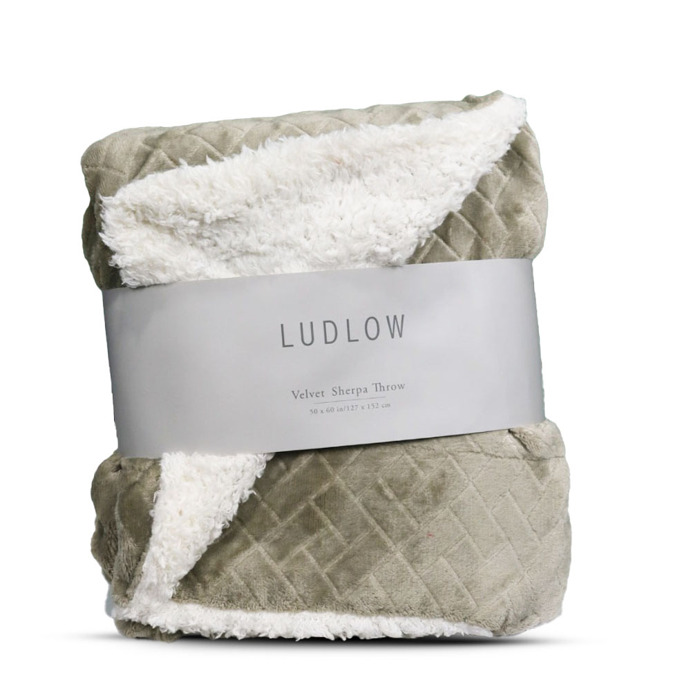 ludlow velvet shepra Throw 127*152 cm