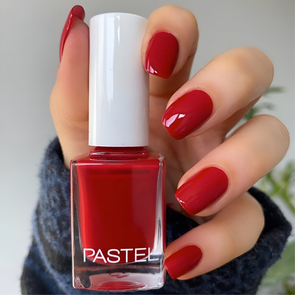 Pastel Nail Polish Bright Red 10