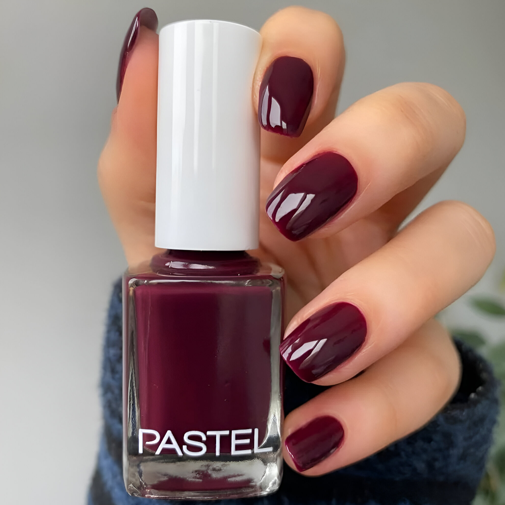 Pastel Nail Polish Poetic Red 257