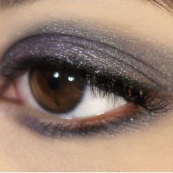 Seventeen Silky Shadow Metallic No 09-Grey 3g