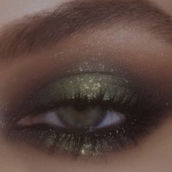 Seventeen Silky Shadow Metallic No 08-Green 3g