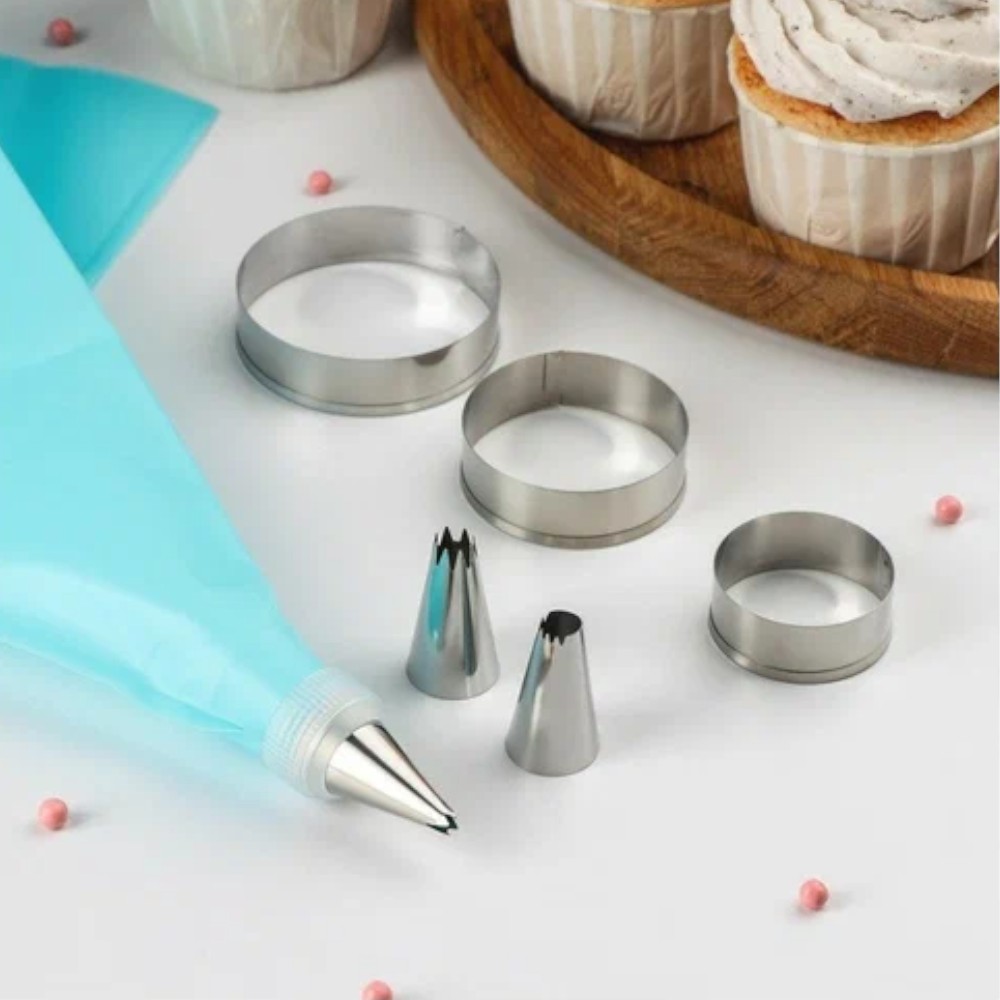 Cake Decorator Tools