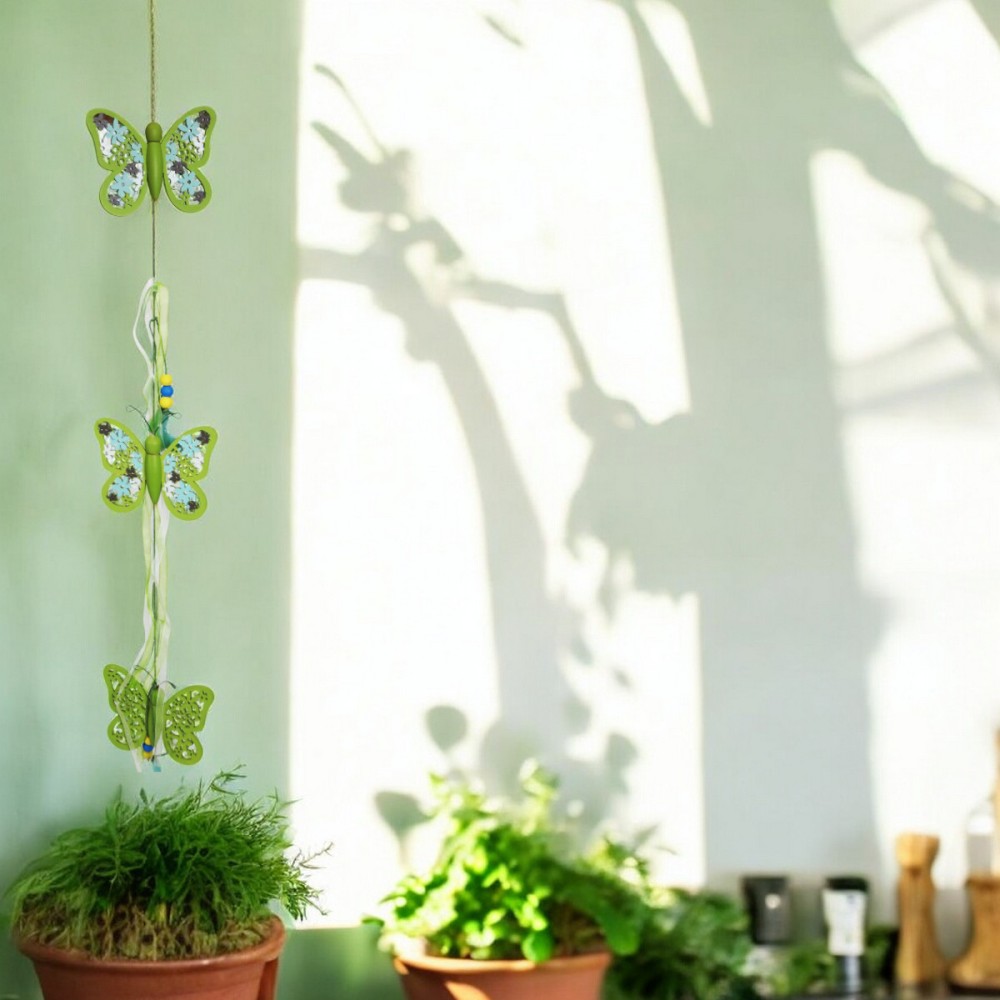  Green Butterfly-Themed Spring Decoration