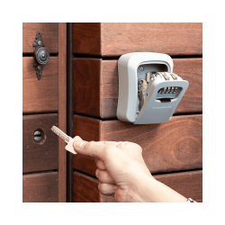 InnovaGoods Safety Deposit Box For Keys Lork, V0103479, practical and secure way to store and share keys without compromising security. 